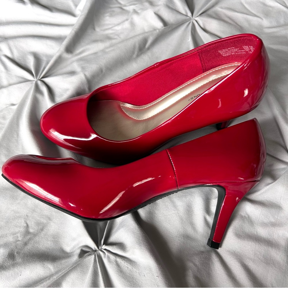 Elegant Red Women's Heels